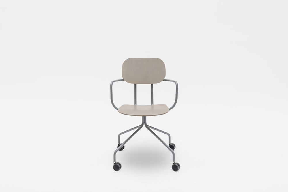 plywood chair fixed base with castors New School